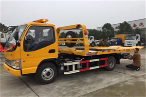 岳池哪里有拖车服务